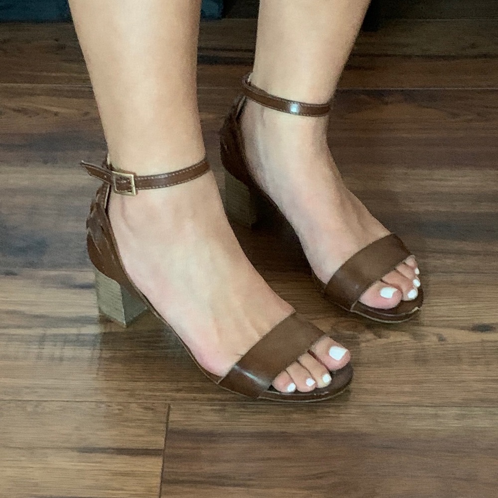 Chinese Laundry Brown Leather Heels 36.5/6